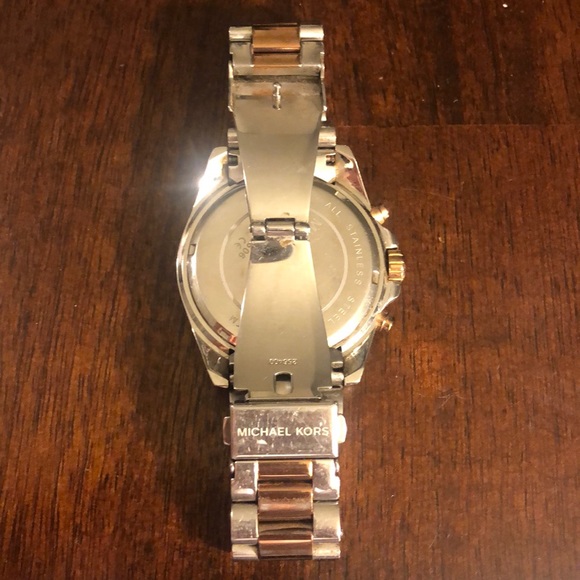 Michael Kors Watch - Picture 4 of 5